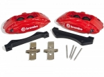 Комплект суппортов 2 шт. Brembo 4 поршня + адаптеры + армир. торм. шланги (2 шт) КРАСНЫЕ VAG-B4B-GN3