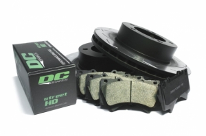 КОМПЛЕКТ ПЕРЕДНИЙ:Торм. диски DBA2724S T2+колодки DCbrakes sHD Toyota LC200,Lexus LX570,450D 2015 г