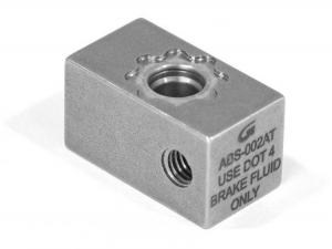 Тройник ABS Goodridge 3 х adapter crimp, крепежное отв. M6  D-03 ABS-002AT ― MaxiSport Tuning